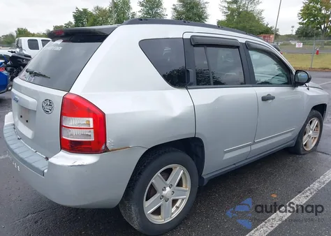 2008 Jeep Compass Sport from USA, damaged, VIN 1J8FT47W78D789487